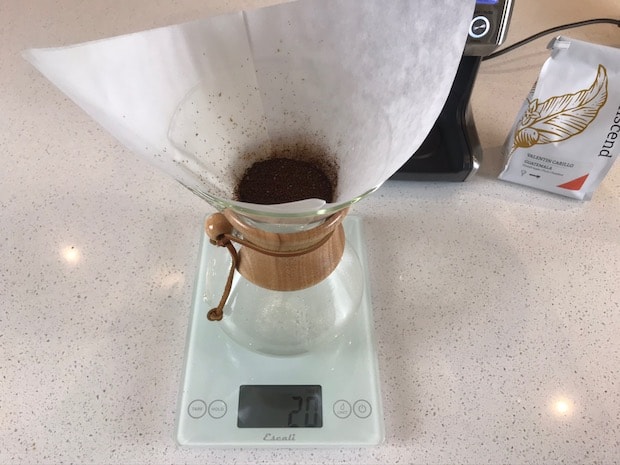 Bed of coffee in Chemex filter