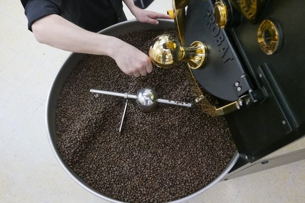 Specialty coffee roasting in a drum roaster