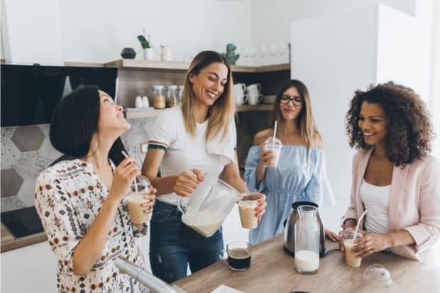 Women learning how to get into coffee