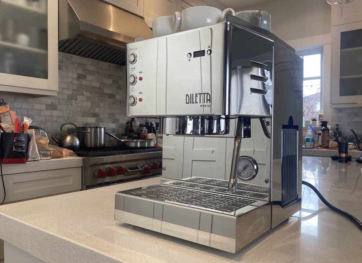 Diletta Mio espresso machine on a counter